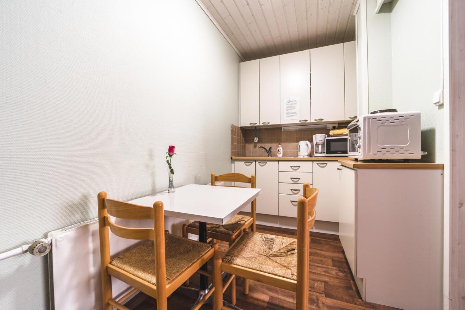 Jaemsaen Gasthaus Eksteriør bilde