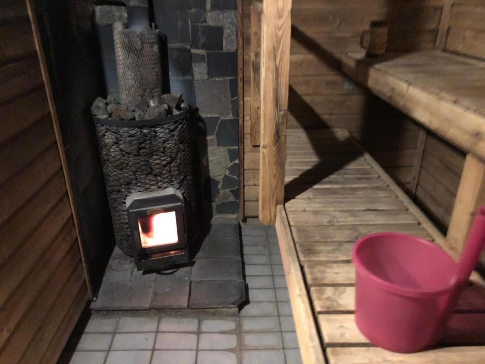 Jaemsaen Gasthaus Eksteriør bilde