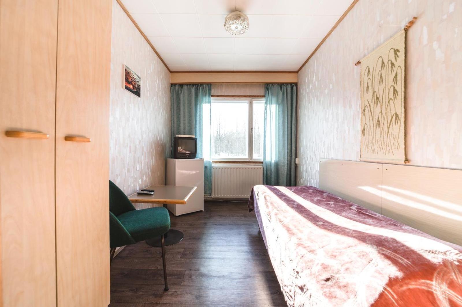 Jaemsaen Gasthaus Eksteriør bilde