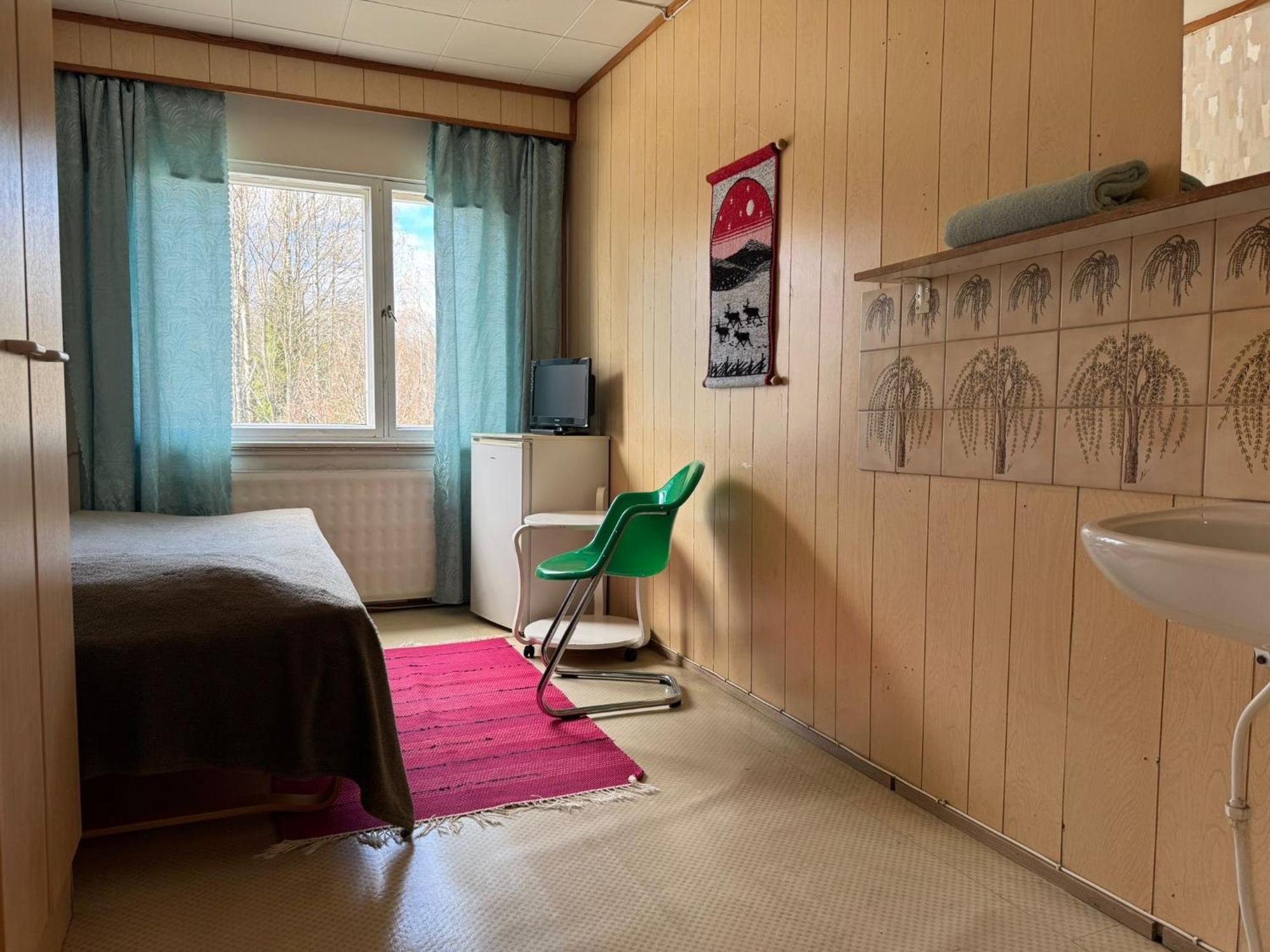 Jaemsaen Gasthaus Eksteriør bilde