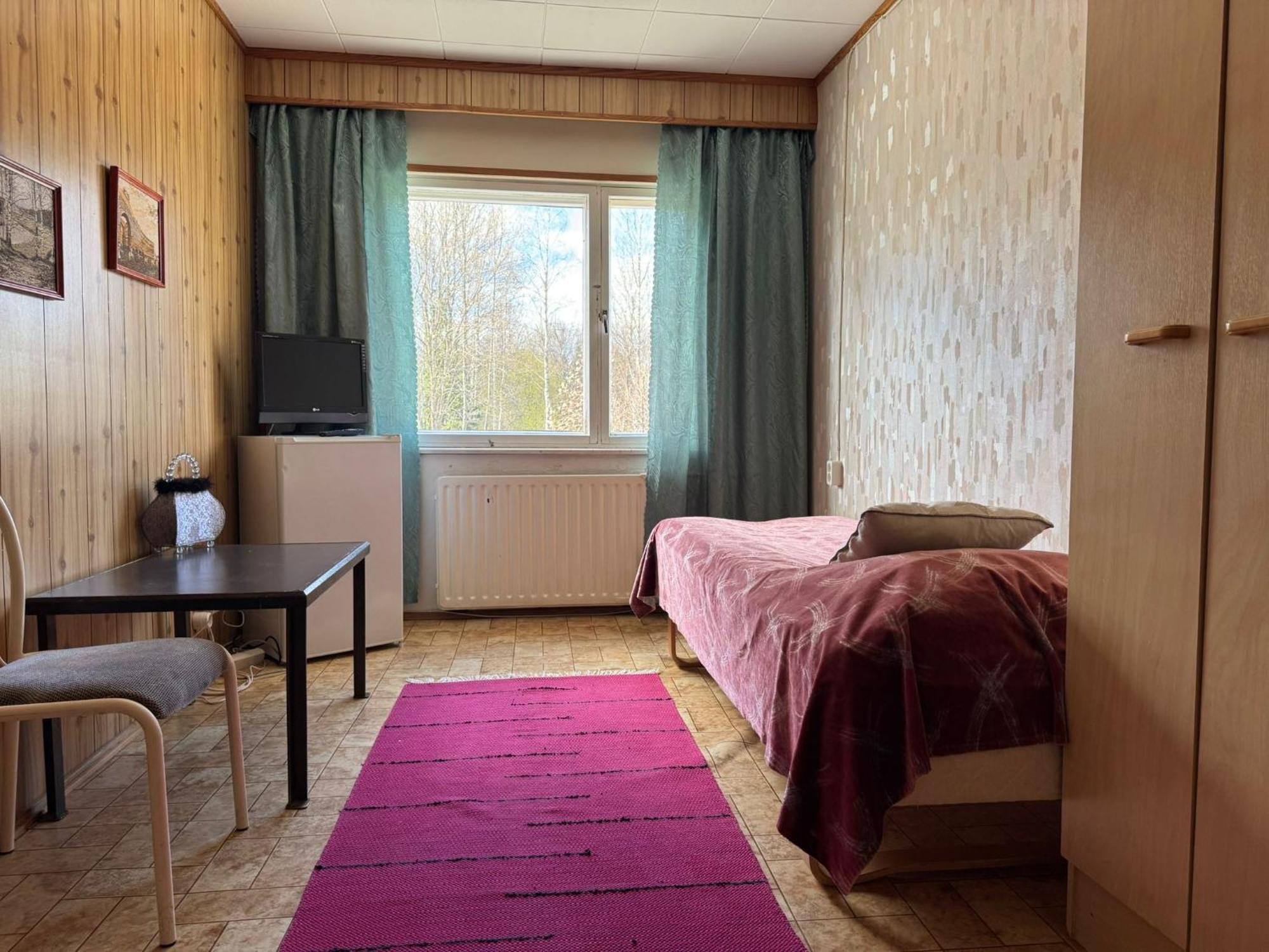 Jaemsaen Gasthaus Eksteriør bilde